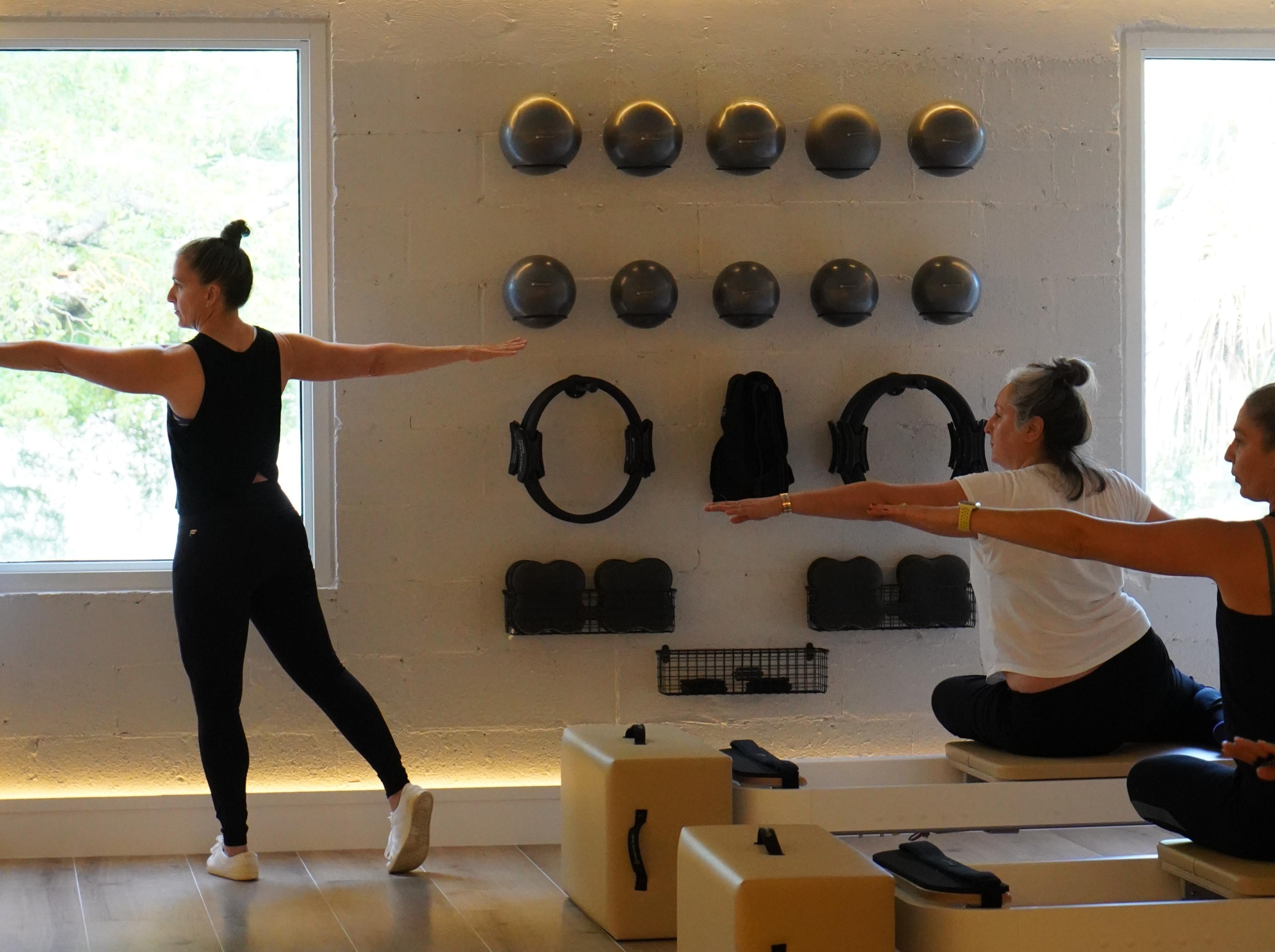 Pilates Flow - Group Pilates Miami Davie